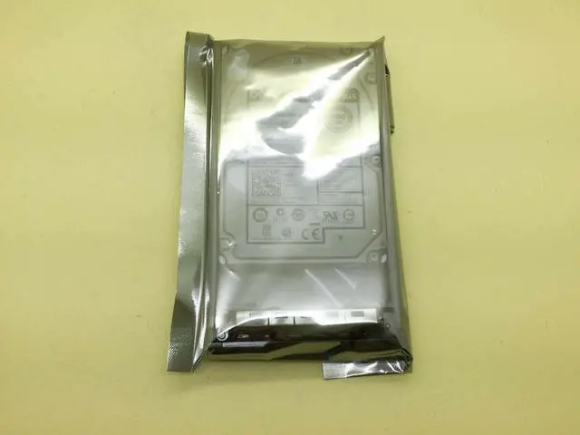 Alt view image 3 of 3 - FR83F DELL EqualLogic 0FR83F 900GB 10K 2.5 SAS 6G HDD ST9900805SS