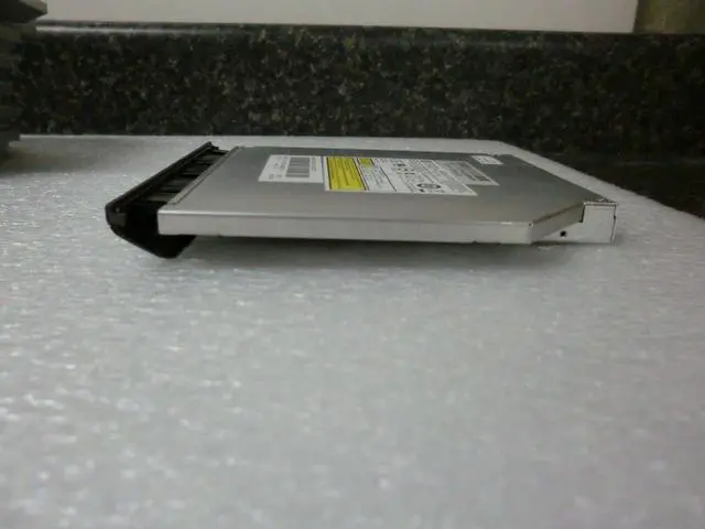 Alt view image 5 of 6 - HP DVDRW CDRW SATA Drive UJ8D1 657534-TC2 684329-001