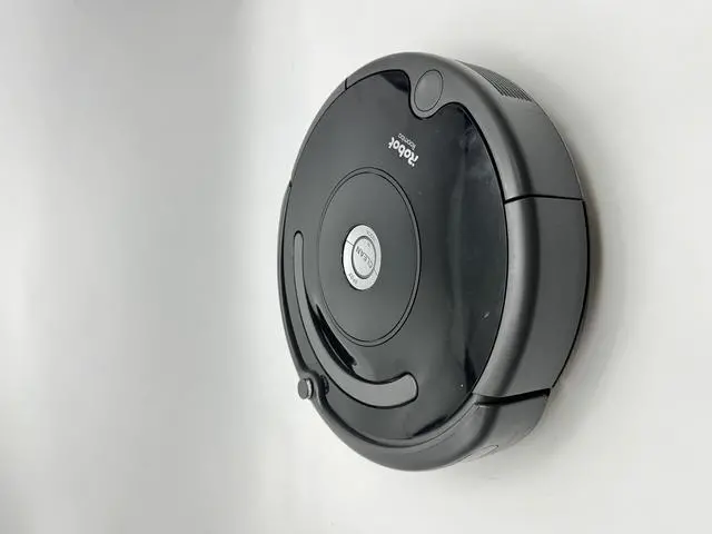 Alt view image 2 of 5 - iRobot Roomba 679 Robot Vacuum Only No Accessories or battery R679020 - BLACK