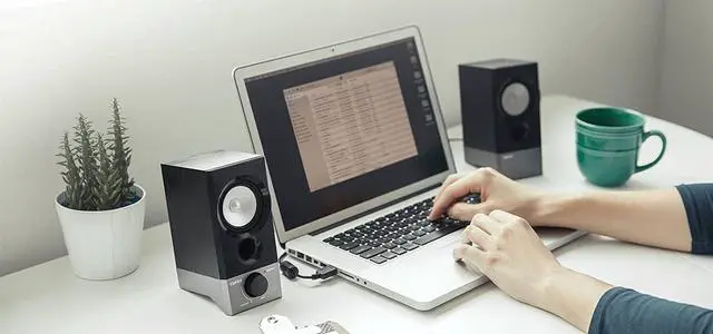 Alt view image 6 of 7 - Edifier R19U Compact 2.0 Speakers Powered by USB Supports Windows 10 and Mac OS X 10.12 Sierra