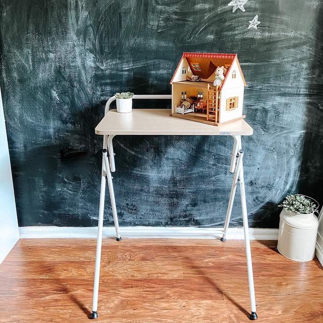 SOFSYS Modern Folding Desk for Small Space Computer Gaming