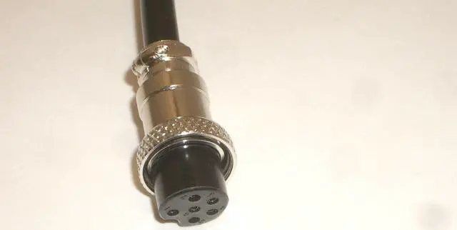 Alt view image 4 of 5 - Uniden BMKG0689001 6 Pin Noise Cancelling Replacement Microphone for BC880 & BC980SSB