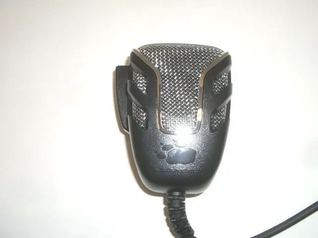 Alt view image 3 of 5 - Uniden BMKG0689001 6 Pin Noise Cancelling Replacement Microphone for BC880 & BC980SSB
