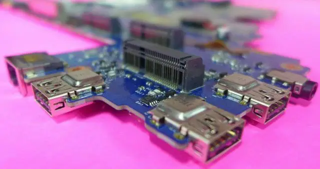 Alt view image 9 of 12 - Dell OEM Latitude E6540 Laptop Motherboard System Mainboard Motherboard H8XNK