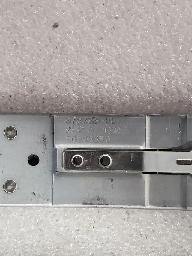 Alt view image 4 of 6 - HP 679368-001 1U Small Form Factor Ball Bearing Rail Kit For Proliant Dl360P Gen8
