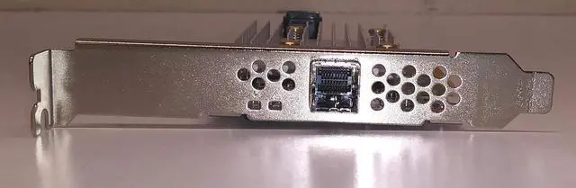 Alt view image 3 of 3 - Adaptec MICROSEMI Smarthba 2100-4i4e Adapter