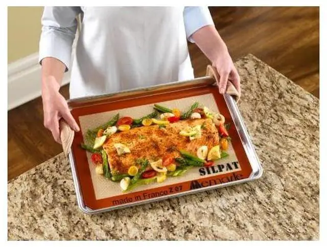 Alt view image 7 of 7 - AE620420-12 Non-Stick Silicone Baking Mat (16.5 x 24.5 Inch)