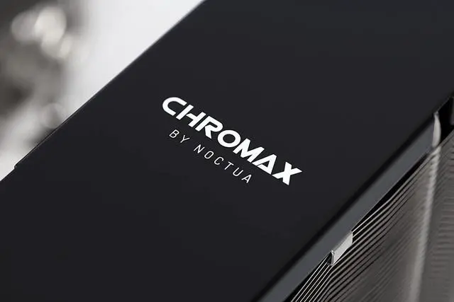 Alt view image 4 of 6 - Noctua NA-HC8 chromax.Black, Heatsink Cover for NH-U12A (Black)