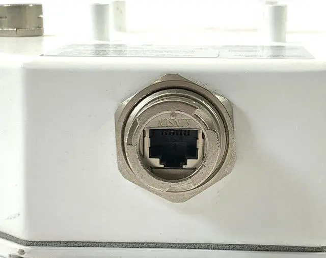 Alt view image 5 of 6 - Xirrus XR-1230H XR1000H 450Mbps 802.11n 2.4GHz 5GHz Radio Wireless Array