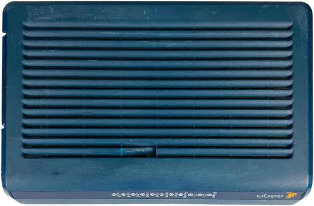 Alt view image 4 of 5 - Ubee DDW3611 Dual-Stream N Wireless Cable Modem Router DOCSIS 3.0
