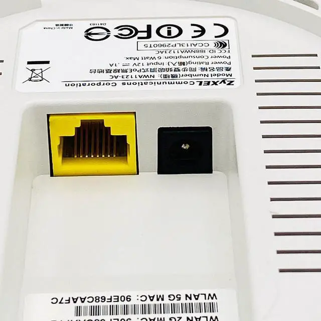 Alt view image 6 of 7 - ZyXEL NWA1123-AC 802.11 a/b/g/n/ac Dual-Radio Wi-Fi PoE Wireless Access Point