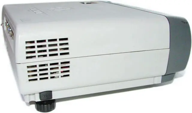 Alt view image 4 of 6 - Mitsubishi SD110R DLP Projector Portable HD 1080i w/Remote bundle