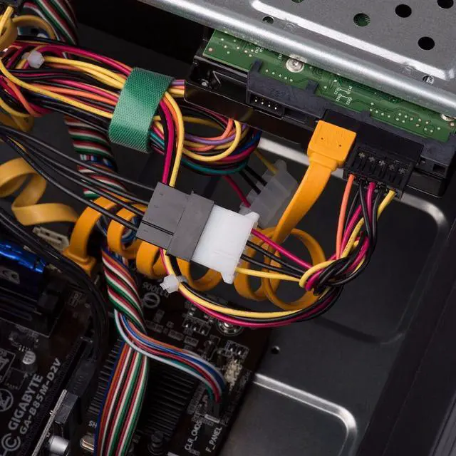 Alt view image 7 of 7 - Weastlinks USB 3.0 PCI-E Expansion Card 5 Ports Hub Adapter External Controller Express Card with 4-pin Power Connector Cord