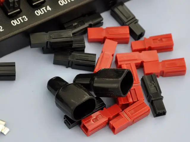 Alt view image 4 of 7 - F-1005 9 Port 40A Connector Power Splitter Distributor Source Strip, 1 Input and 8 Output.