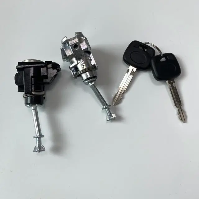 Alt view image 4 of 5 - Acaigel Door Lock Set W/Key(L&R) 69052-06010/69051-06010 For Toyota Camry 2002-2006