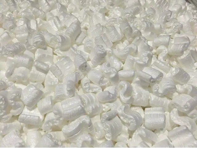 Main image of Packing Peanuts Shipping Anti Static Loose Fill 30 Gallons 4 Cubic Feet White