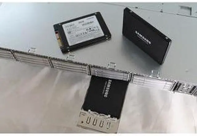 Alt view image 17 of 20 - SAMSUNG 2.5" 2TB SATA III Samsung V-NAND 3bit MLC Internal Solid State Drive (SSD) MZ-77E2T0E