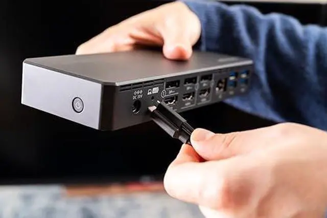 Alt view image 15 of 16 - Kensington SD4782P EQ Docking Station - Up to 100W Power Delivery - Delivers power to laptop, docking station, and connected accessories. Supports up to 100W for USB-C® Alt Mode laptops. USB-A