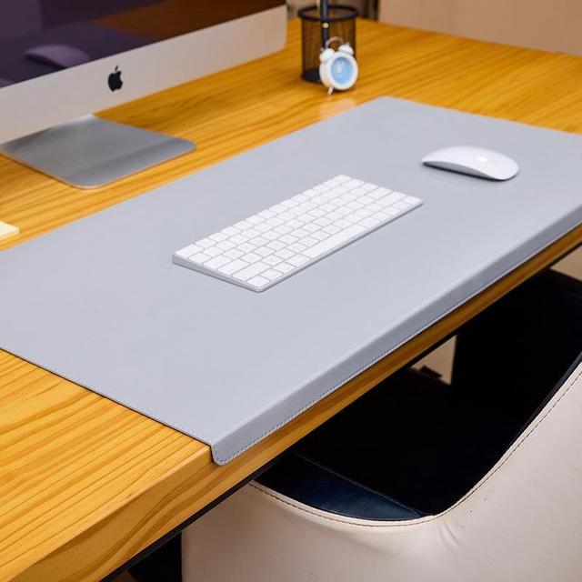Jeukidi Folded Edge Elbow Pad Large Desk Pad Office Non Slip PU Leather Desk  Pad Oversized Mouse Pad Learning Waterproof Desk Pad Protector Computer  31.5''×15.75'' Gray 