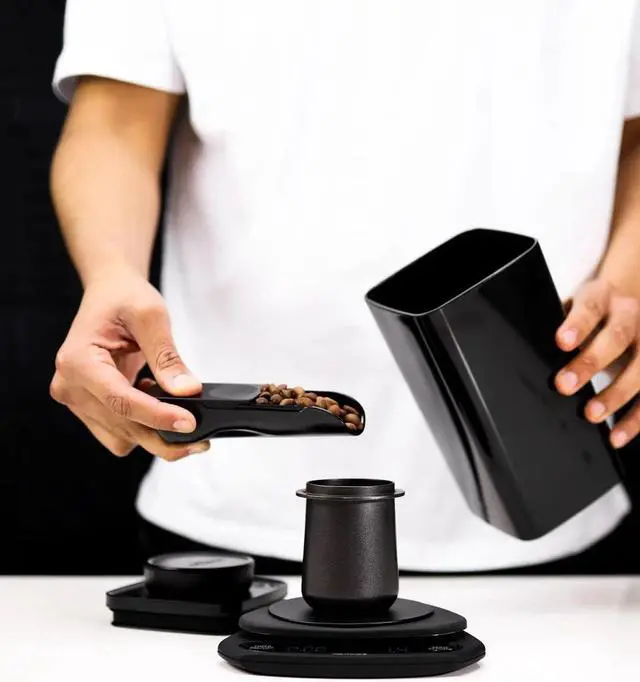 Alt view image 2 of 7 - Coffee Scale, Espresso Scale, Pour Over Coffee Scales with Backlit LCD Display and Protective Case - Digital Kitchen Scale - 2000g/0.1g High Accuracy Precision Multifunction Scale