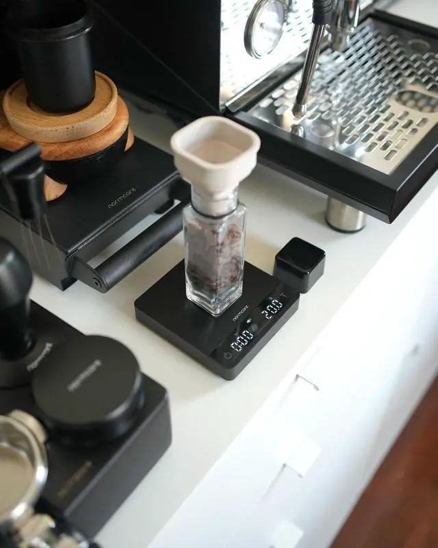 Alt view image 2 of 7 - Pocket Coffee Scale, Espresso Scale with Timer, Pour Over Drip Coffee Scale, 2000g/0.1g Barista Scale, Anodized Aluminum Body with Back-Lit LCD Display, American Walnut Wood Cover