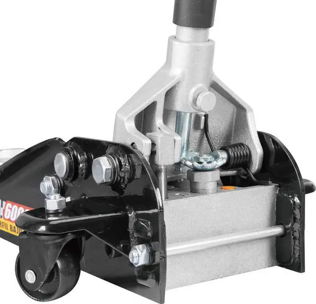 Alt view image 3 of 7 - T83505W BlackJack Hydraulic Low Profile Steel Racing Floor Jack with Single Piston Quick Lift Pump, 3 Ton (6,000 lb) Capacity, Black