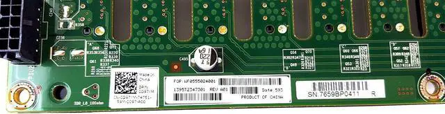 Alt view image 4 of 5 - Dell PowerEdge C6220 2.5" Small SFF Hard Drive Backplane Board D97YM 0D97YM
