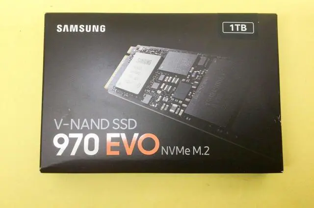 Main image of Samsung 970 EVO 1TB NVMe PCIe M.2 2280 V-NAND SSD MZ-V7E1T0BW New - OEM