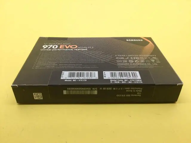 Alt view image 3 of 4 - Samsung 970 EVO 1TB NVMe PCIe M.2 2280 V-NAND SSD MZ-V7E1T0BW New - OEM