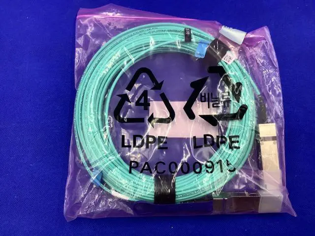 Alt view image 2 of 2 - MC220731V-030 Mellanox AOC Cable VPI 56Gb/s QSFP 30m