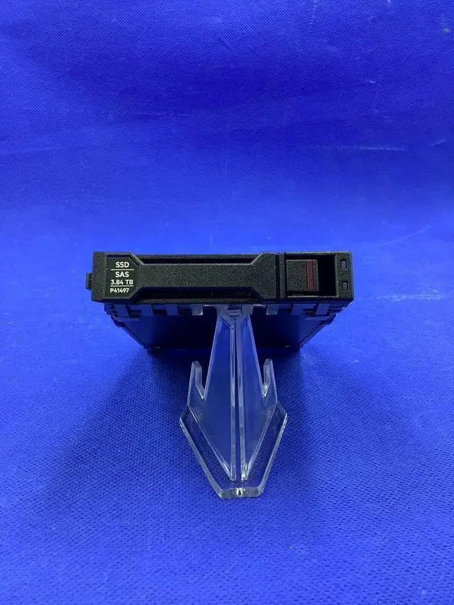 Alt view image 3 of 3 - (NOT FOR HOME PC!) BULK P40472-B21 HPE 3.84TB SAS 24G READ INTENSIVE SFF BC PM6 SSD P41497-001