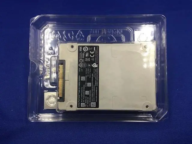 Alt view image 2 of 4 - SSDPF21M016TA Intel Optane SSD DC P5820X SERIES 1.6TB 2.5IN SSD SSDPF21M016TA01