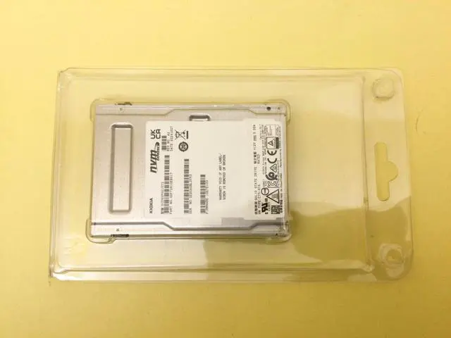 Main image of KIOXIA CD8P-R Series 15.36TB PCIe5.0 x4 NVMe 2.5'' Internal SSD KCD8XPUG15T3 New