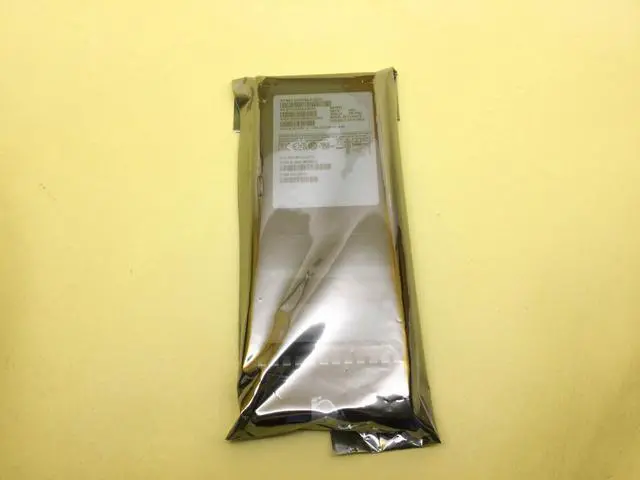 Main image of (NOT FOR HOME PC!) MZ-ILG30T0 Samsung PM1653 30.72TB SAS 24Gb/s 2.5'' SSD w/ 520 byte sector, New