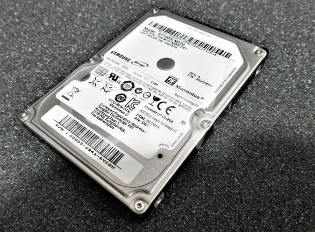 Alt view image 2 of 2 - Seagate MOMENTUS ST1000LM024 1TB 5.4K RPM 3Gb/s 2.5" SATA LAPTOP HDD Hard Drive