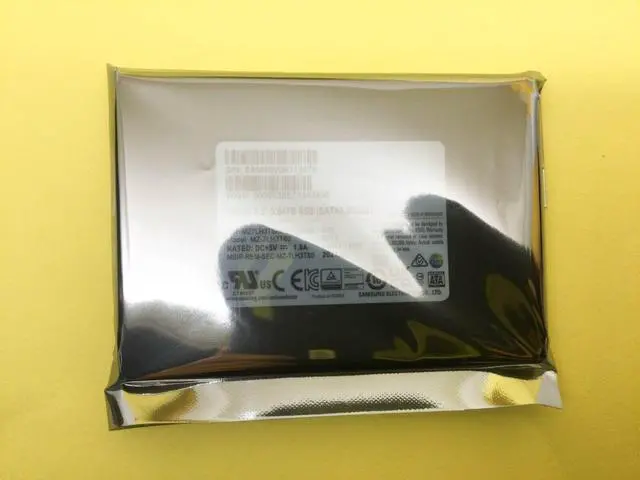 Main image of MZ-7LH3T80 Samsung PM883 Series 3.84TB 2.5" SATA 6Gb/s SSD MZ7LH3T8HMLT