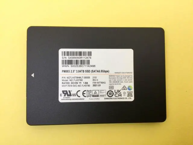 Alt view image 2 of 6 - MZ-7LH3T80 Samsung PM883 Series 3.84TB 2.5" SATA 6Gb/s SSD MZ7LH3T8HMLT
