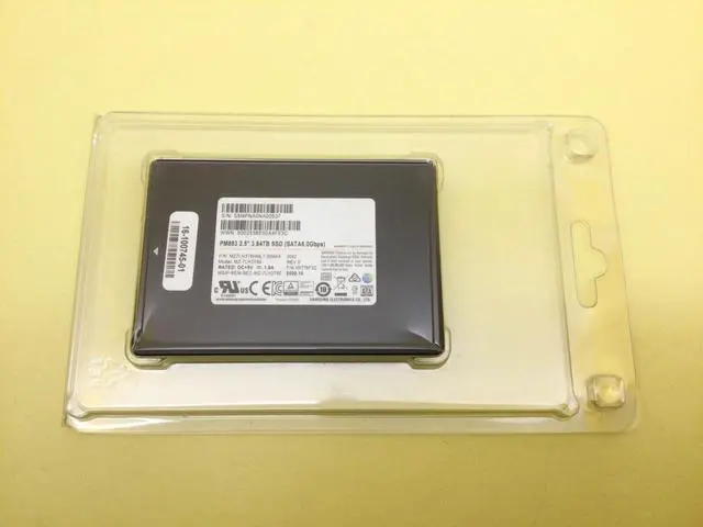Alt view image 5 of 6 - MZ-7LH3T80 Samsung PM883 Series 3.84TB 2.5" SATA 6Gb/s SSD MZ7LH3T8HMLT
