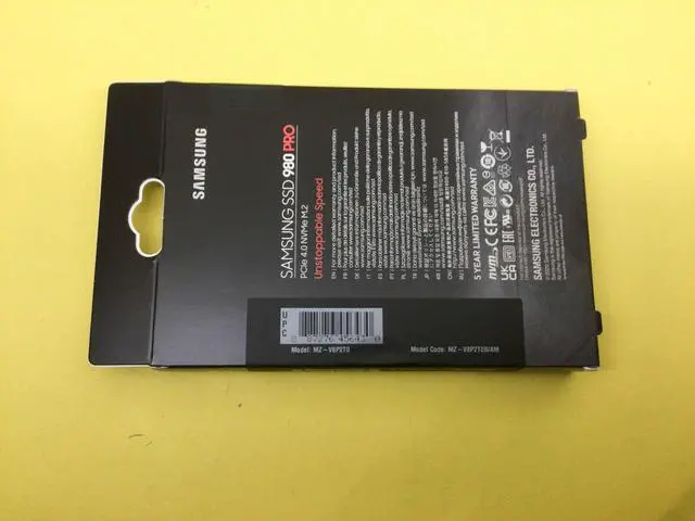 Alt view image 2 of 3 - Samsung 980 PRO 2TB PCIE 4.0 x 4 NVMe Gen4 M.2 SSD MZ-V8P2T0B/AM - OEM