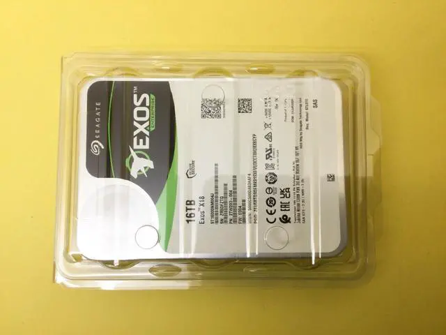 Alt view image 2 of 4 - (NOT FOR HOME PC!) Seagate Exos X18 16TB 7.2K SAS 12Gb/s 256MB 3.5in ENT HDD ST16000NM004J