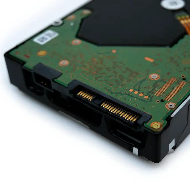 Alt view image 3 of 7 - (NOT FOR HOME PC!) WD Ultrastar DC HC550 18TB SAS 12GB/s 3.5" HDD WUH721818AL5204 0F38353