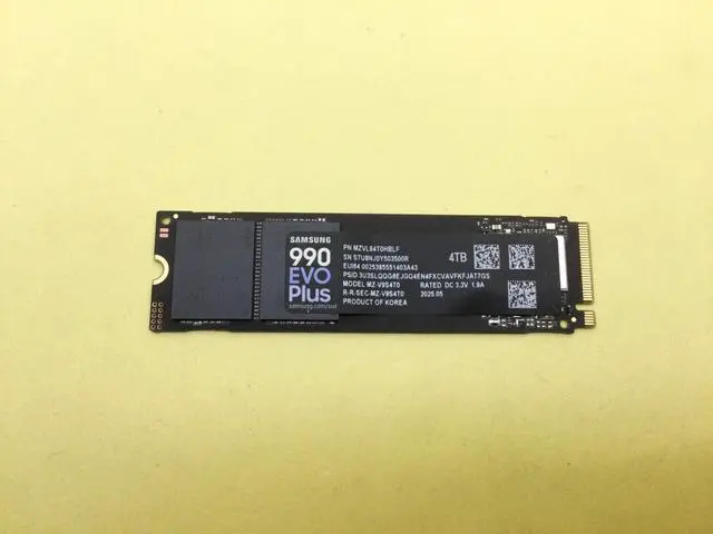 Alt view image 4 of 5 - SAMSUNG 990 EVO Plus 4TB PCIe 4.0 NVMe M.2 2280 Internal SSD MZ-V9S4T0