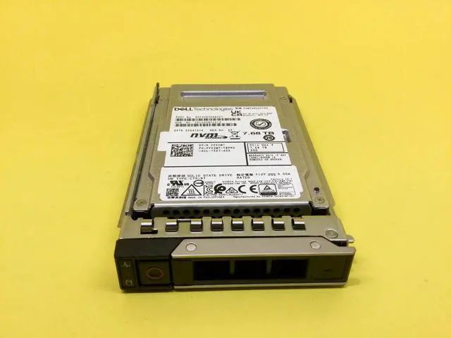 Alt view image 3 of 3 - VV2M7 Dell 7.68TB NVME PCIe Gen4 Read Intensive 2.5'' SSD KCM7XRUG7T68