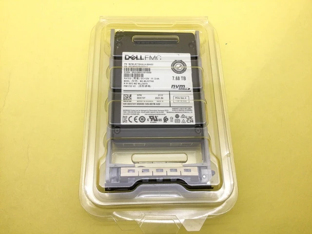 Main image of DX74Y Dell 7.68TB PCIe4.0 NVMe Read Intensive 2.5'' U.2 SSD MZ-WLR7T60