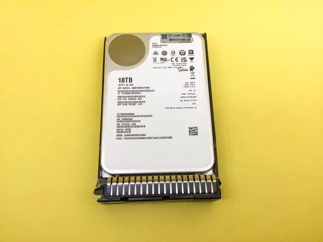 Alt view image 2 of 3 - (NOT FOR HOME PC!) P37664-B21 HPE 18TB SAS 12G 7.2K LFF SC HELIUM 512E HDD P38443-001