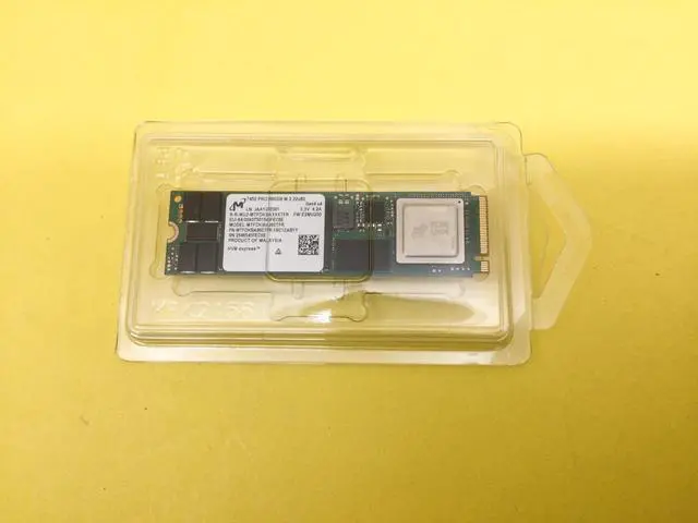 Main image of Micron 7450 PRO 960GB M.2 2280 NVME PCIE4.0 Internal SSD MTFDKBA960TFR