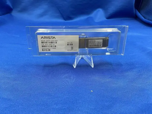 Main image of Arista networks XVR-10067-20 100GBASE-SR4 100GB QSFP 850nm QSFP-100G-SR4