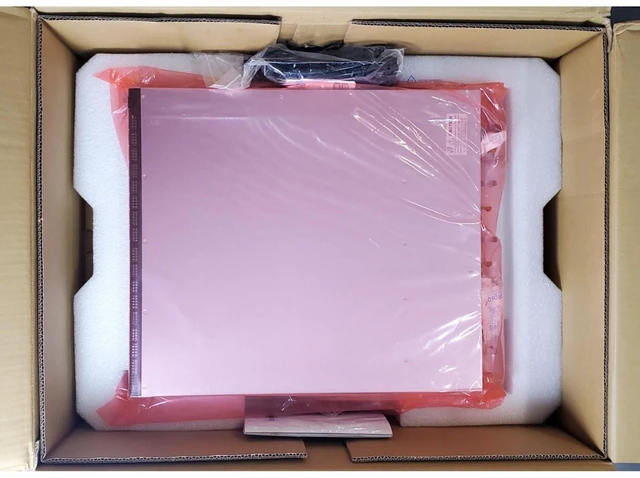 Alt view image 4 of 6 - Dell Z9264F-ON 64P 100GbE QSFP28 2P SFP+ I/O-PSU Switch (Kit)