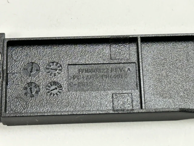 Alt view image 4 of 4 - Lot of 4 HPE ProLiant RAM Blank Filler DDR4 288-pin Gen9 Gen10/Plus/V2