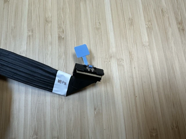 Alt view image 4 of 4 - HPE ProLiant DL325 Gen11 8SFF x1 Box 1 P1 to Onboard P1A Drive Cable P60148-001